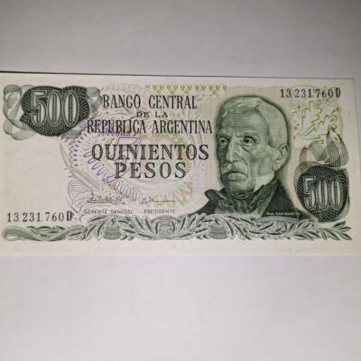 Банкнота от 500 песос на Аржентина (1976 г.) в състояние UNC.