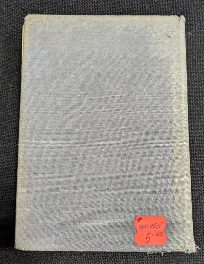 Български синонимен речник, четвърто издание, 1963 г., съставен от Любен Нанов, предоставя разнообразие от синоними за обогатяване на българския език.2