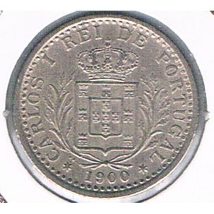 Португалска монета от 100 рейса, 1900 г., с традиционен португалски герб и номинал, част от финалните емисии на валутата рейс.