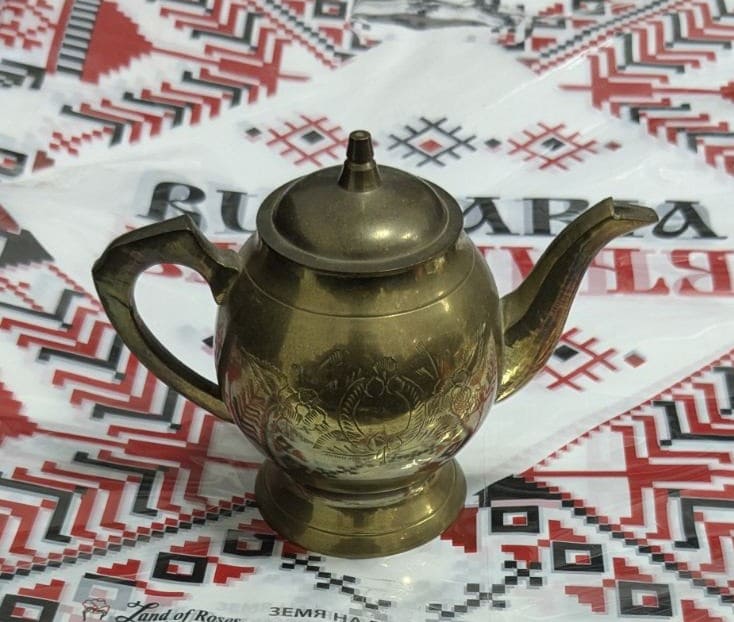 Антикварна месингова каничка - Image 3