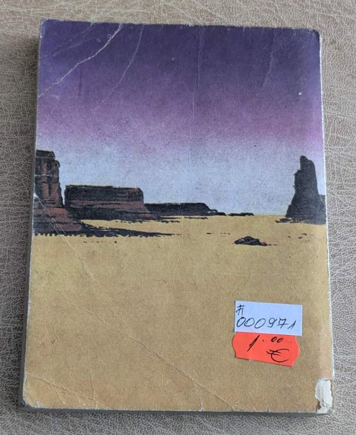 Стара книга „Говорящата кожа“ от Карл Май, приключенски роман с уестърн корица и меки корици.1