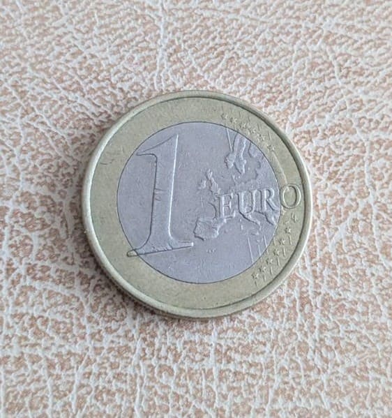 Обща европейска страна на монета Испания 1 евро 2011